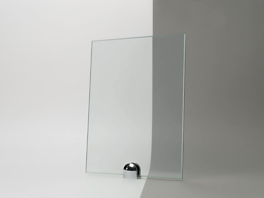 Флоат-стекло М4 4 мм 1605*1300